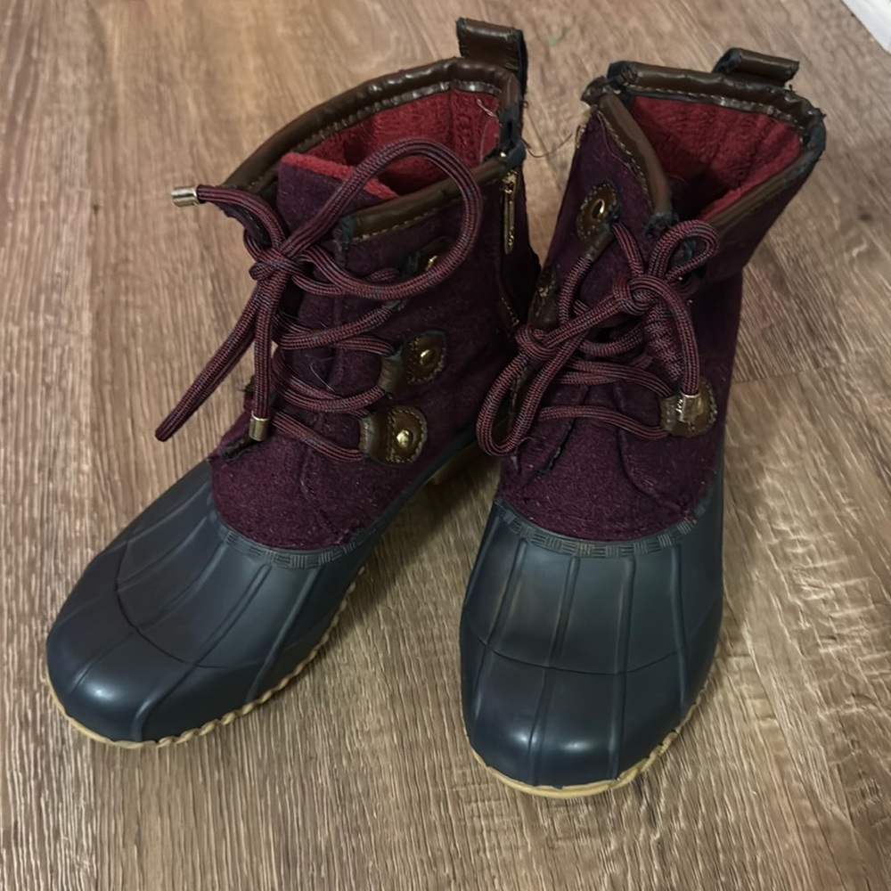 Tommy Hilfiger duck boots